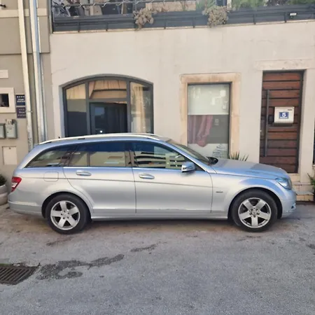 Heritage Trumbic Apartamento *