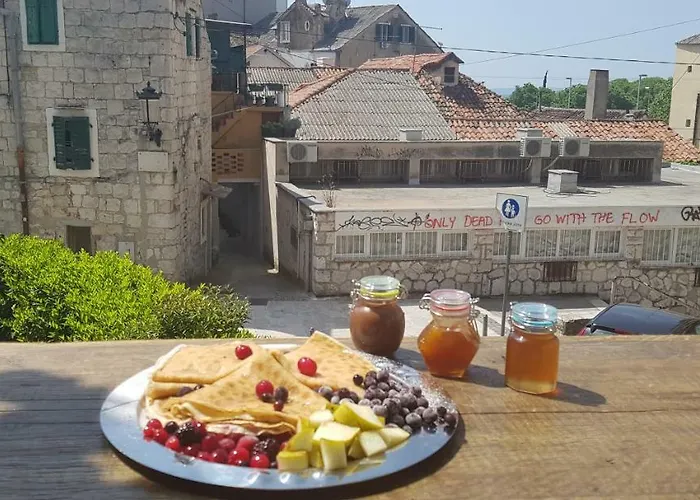 Heritage Trumbic דירה